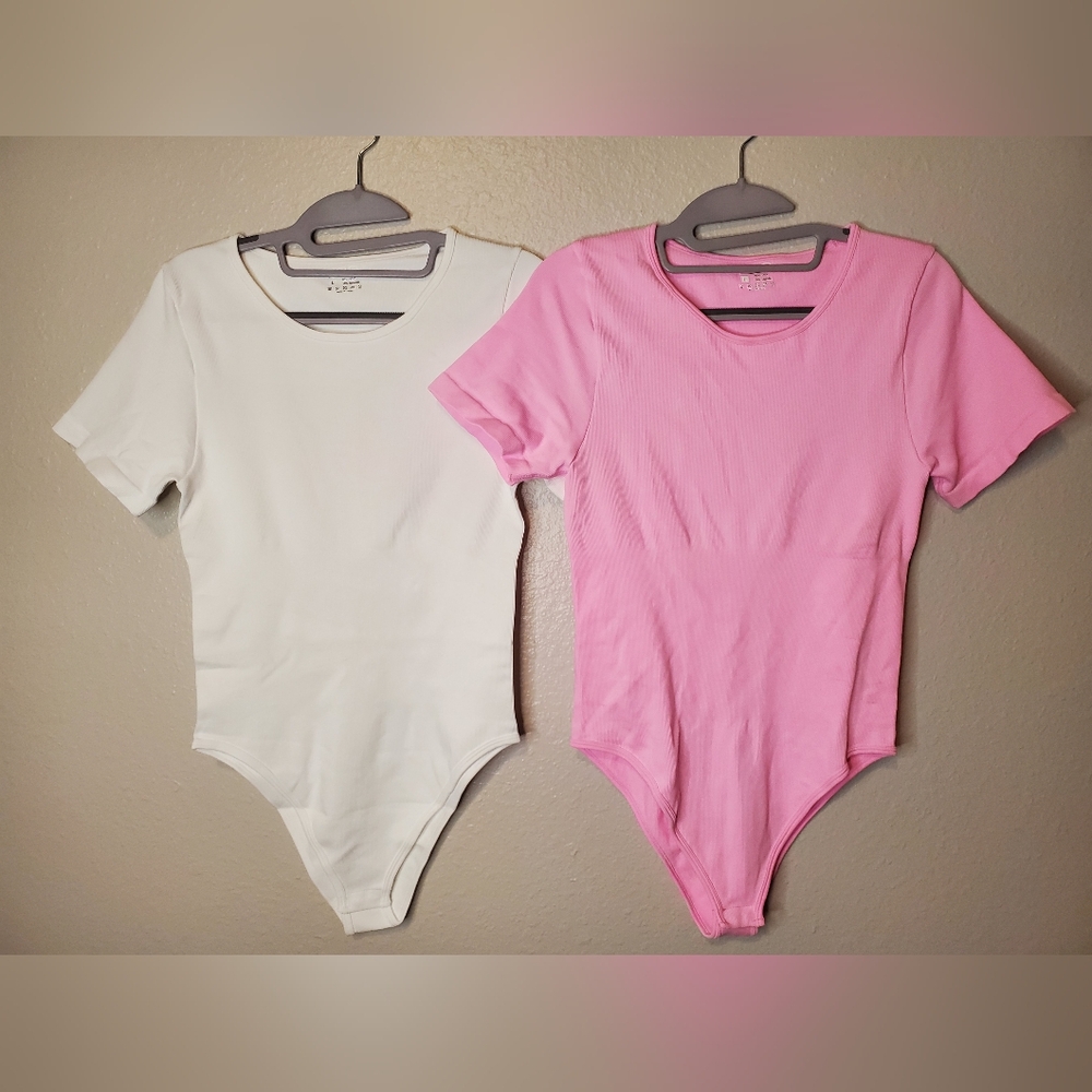 OQQ 2 Pack Of Bodysuits Pink/White Size L